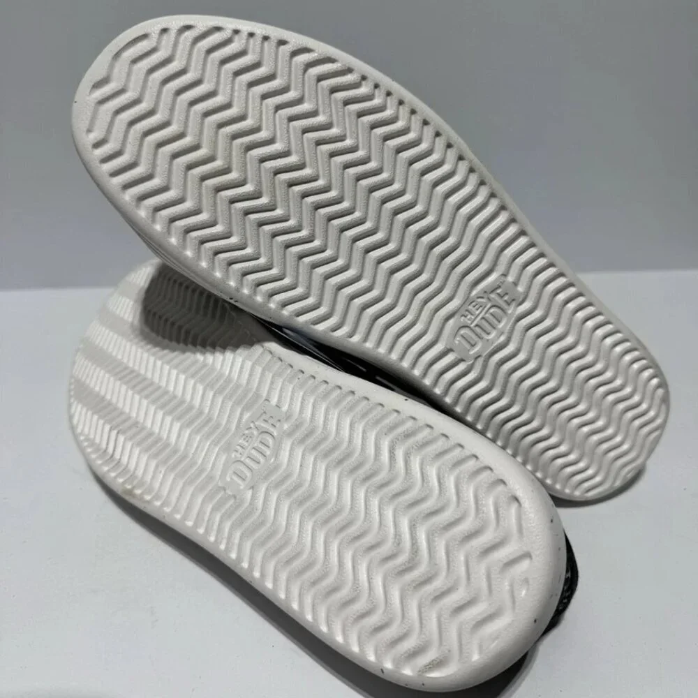 Hey Dude Mens Cody Sport Shoes Size 9 M